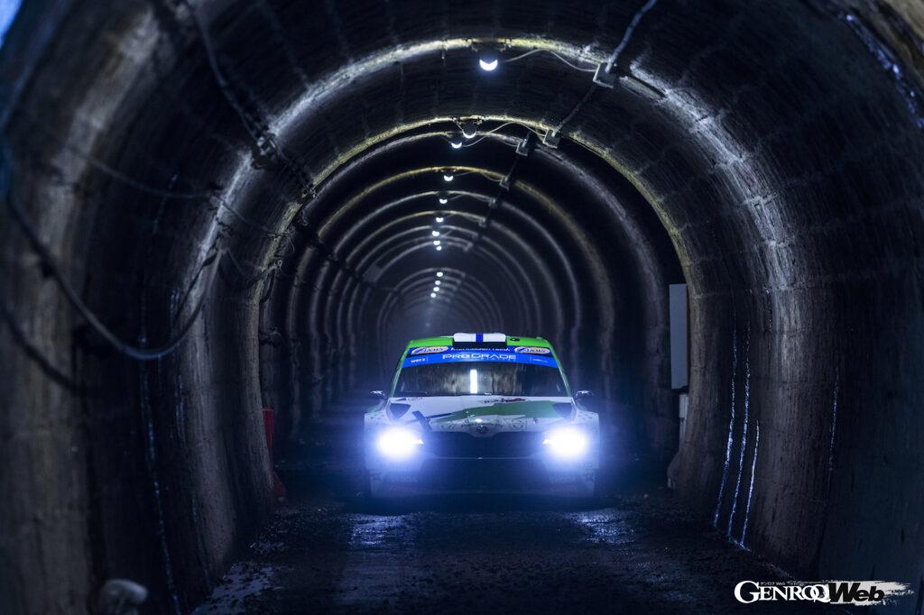 「【WRCラリージャパン2022を振り返る】世界最難関のステージにアクシデント続出！「安全確保が次回への課題」」の2枚目の画像