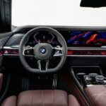 「【BMW 7シリーズ新旧比較】見た目よりも中身が劇的に進化したハイエンドサルーンを徹底比較」の15枚目の画像ギャラリーへのリンク