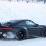 「【スクープ！】「新形状のリヤバンパー導入？」寒冷地テストを実施する「ポルシェ 911 GT3」」の10枚目の画像ギャラリーへのリンク
