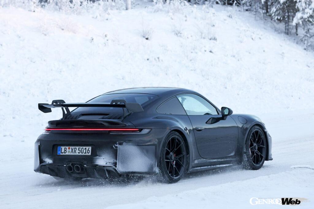 「【スクープ！】「新形状のリヤバンパー導入？」寒冷地テストを実施する「ポルシェ 911 GT3」」の11枚目の画像