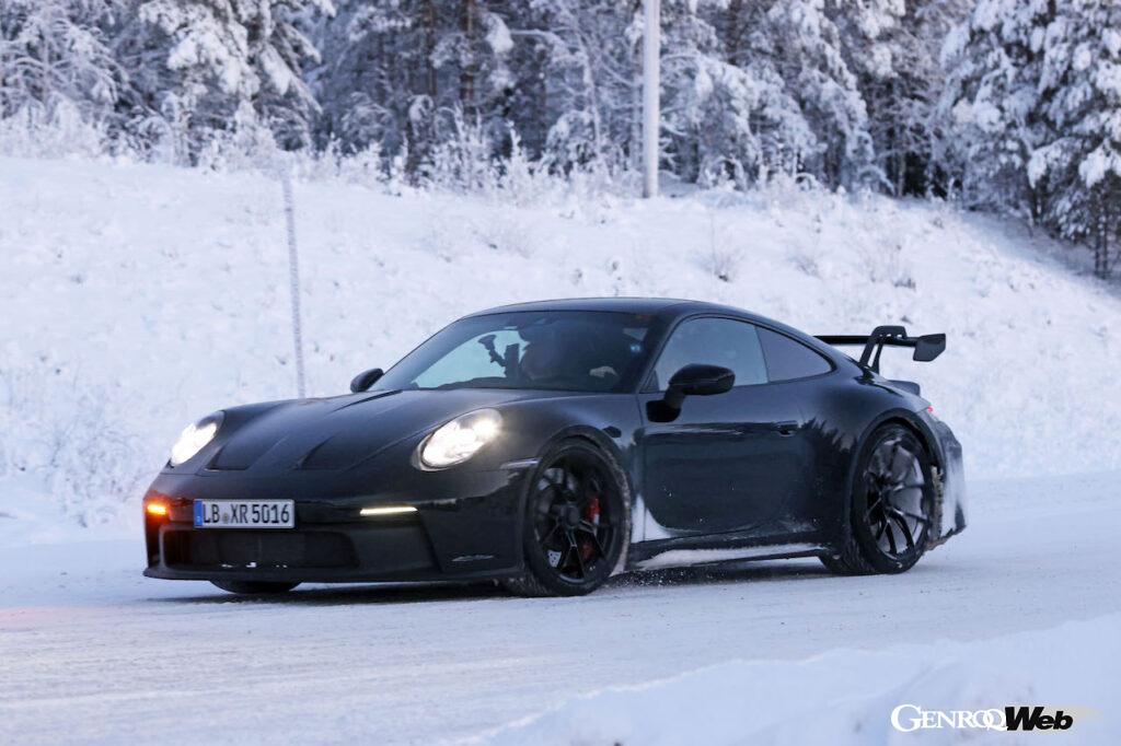 「【スクープ！】「新形状のリヤバンパー導入？」寒冷地テストを実施する「ポルシェ 911 GT3」」の14枚目の画像