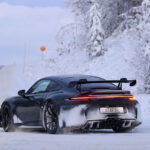 「【スクープ！】「新形状のリヤバンパー導入？」寒冷地テストを実施する「ポルシェ 911 GT3」」の19枚目の画像ギャラリーへのリンク
