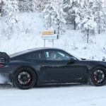 「【スクープ！】「新形状のリヤバンパー導入？」寒冷地テストを実施する「ポルシェ 911 GT3」」の8枚目の画像ギャラリーへのリンク