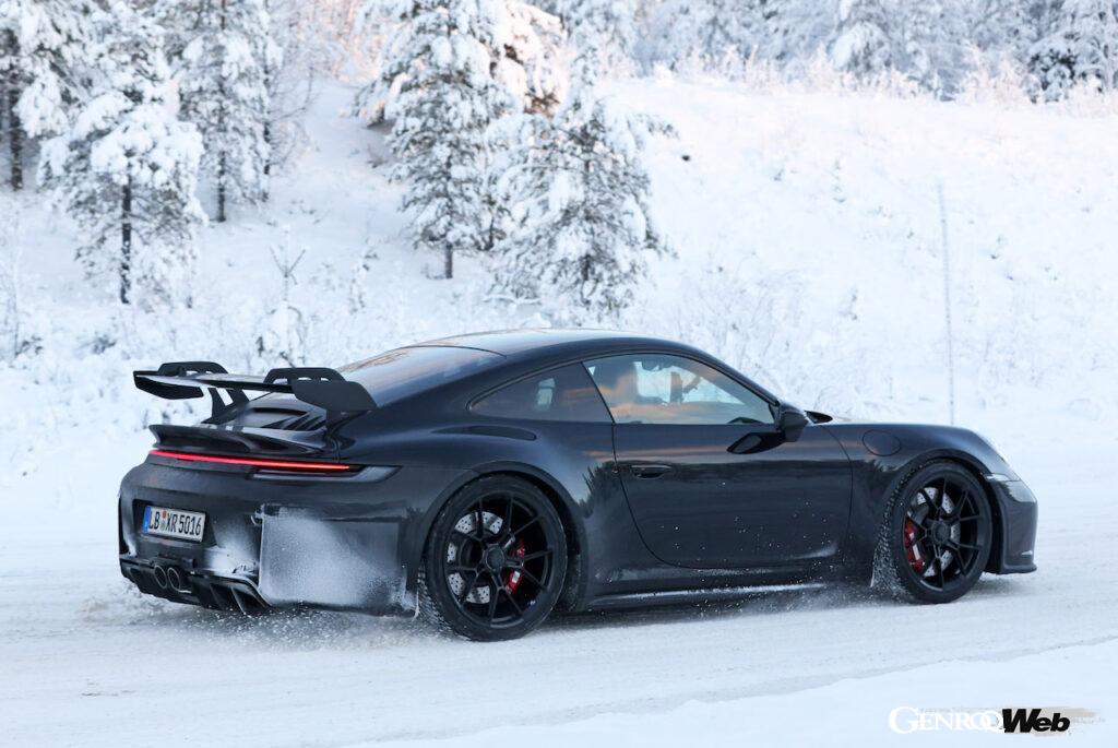 「【スクープ！】「新形状のリヤバンパー導入？」寒冷地テストを実施する「ポルシェ 911 GT3」」の9枚目の画像