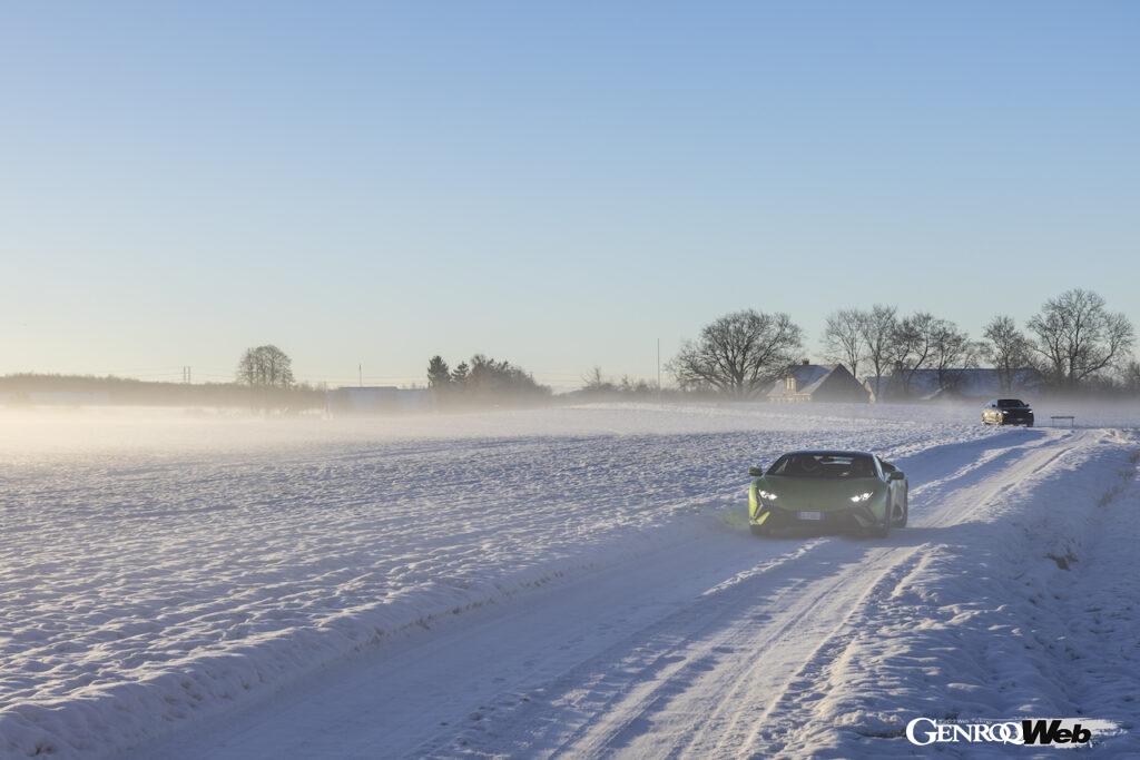 「「無謀にもほどがある？」ランボルギーニ12台が冬のデンマークとスウェーデンを駆け抜けるドライブイベントを走破」の13枚目の画像
