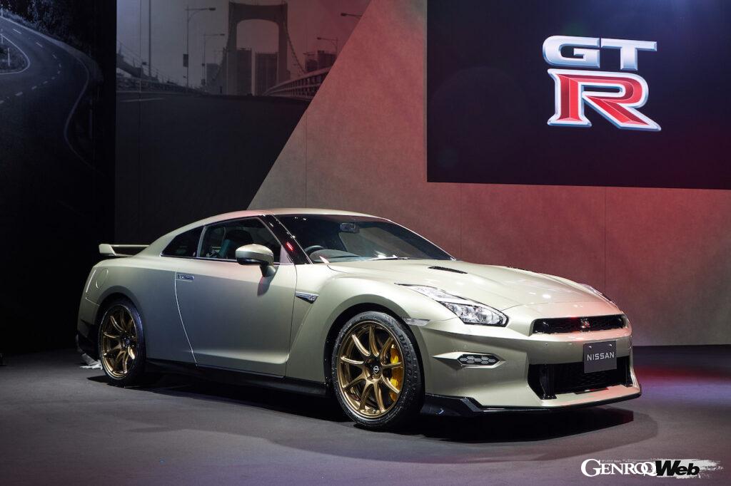 2023年春の正式発表を前に日産 GT-Rの2024年モデル先行公開【東京 