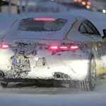 「【スクープ！】次期メルセデスAMG GT クーペがスウェーデン北部で寒冷地テストを実施」の12枚目の画像ギャラリーへのリンク