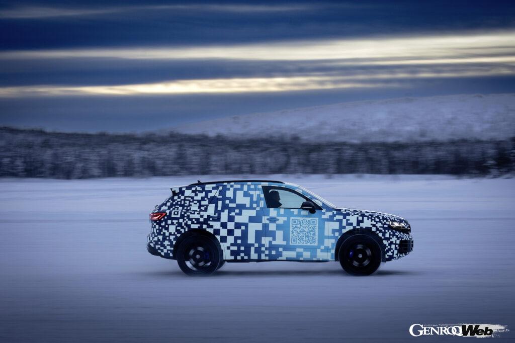 「「VWマークが光る？」改良新型フォルクスワーゲン トゥアレグのスウェーデン寒冷地テストで明らかに」の11枚目の画像