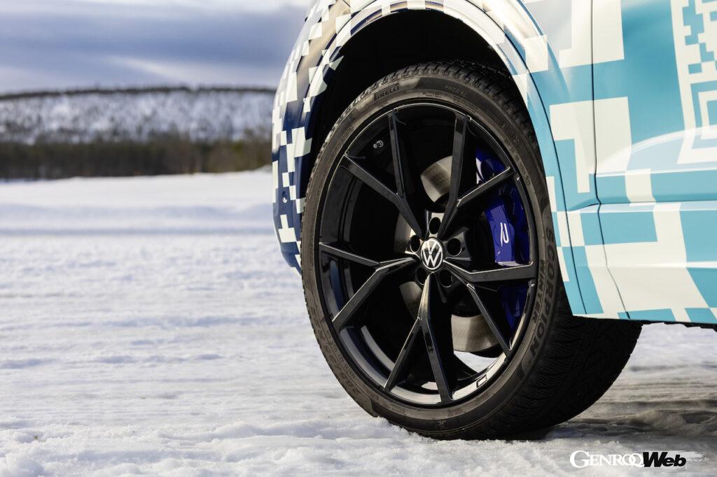 「「VWマークが光る？」改良新型フォルクスワーゲン トゥアレグのスウェーデン寒冷地テストで明らかに」の19枚目の画像