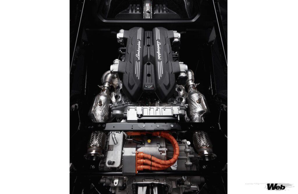 「「アヴェンタドールの後継車？」ランボルギーニの新型PHV「LB744」のパワートレイン技術詳細発表」の3枚目の画像