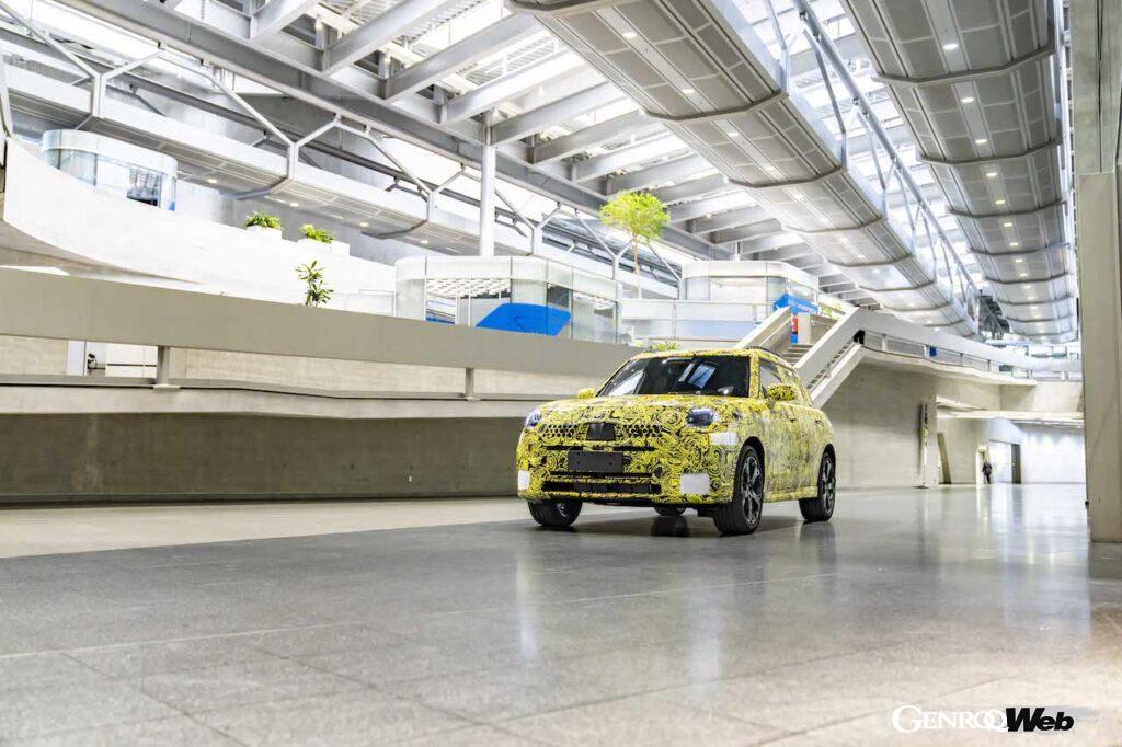 「ライプツィヒで生産準備が進む3代目「MINI カントリーマン」はフル電動モデルと内燃機関を搭載」の3枚目の画像