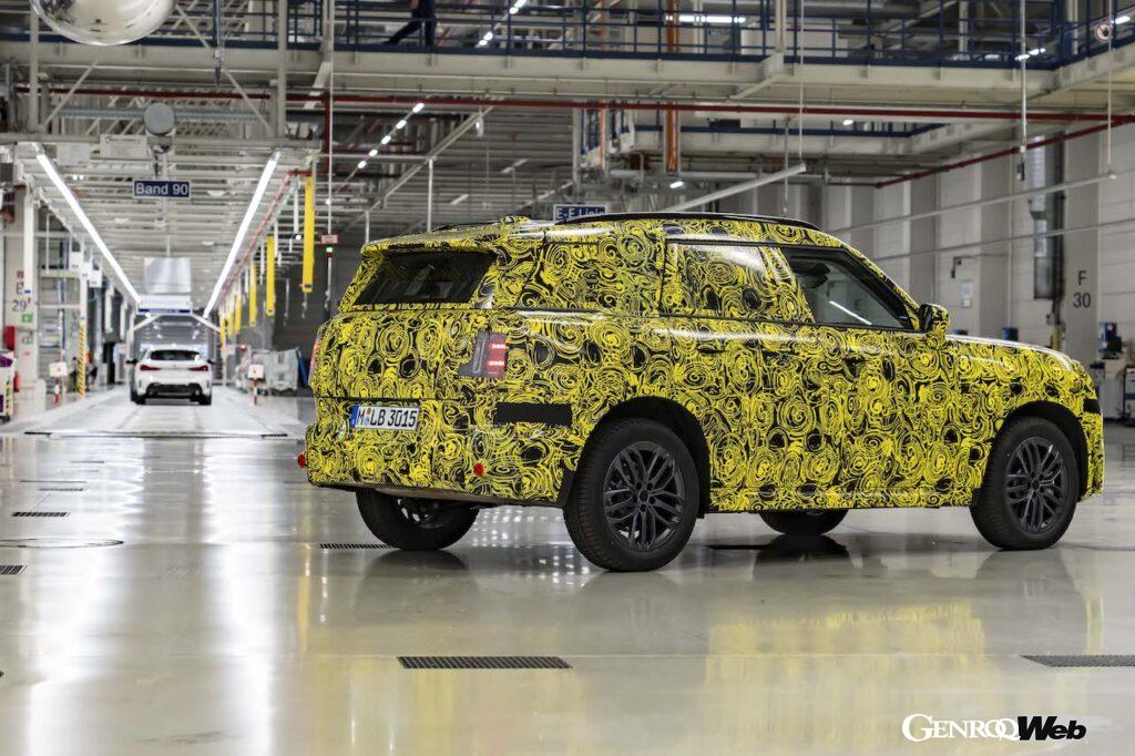 BMWグループのライプツィヒ工場では、3代目「MINI カントリーマン」の生産準備が進められている。