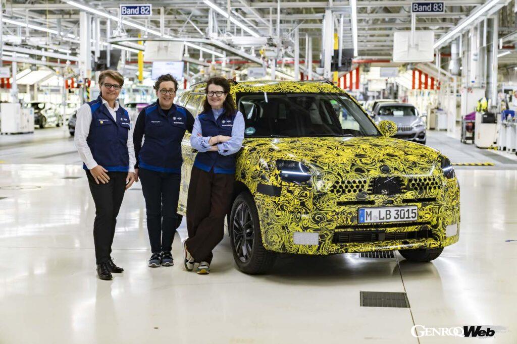 「ライプツィヒで生産準備が進む3代目「MINI カントリーマン」はフル電動モデルと内燃機関を搭載」の11枚目の画像