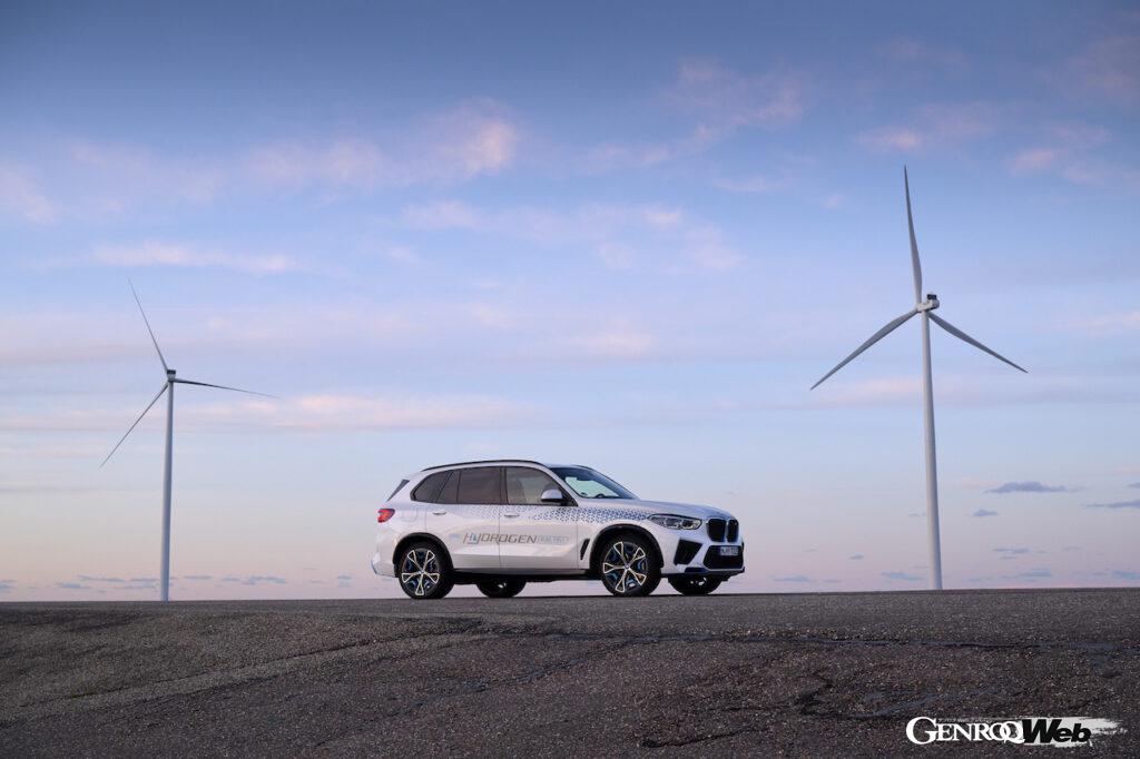 「トヨタとの提携を活かして約100台生産される水素燃料電池車「BMW iX5 ハイドロジェン」とは？【動画】」の2枚目の画像