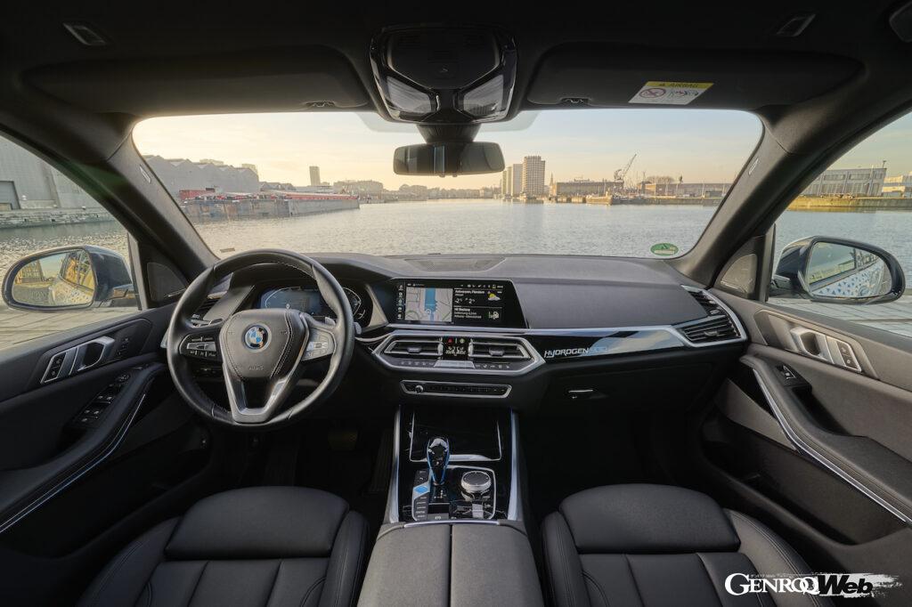 「トヨタとの提携を活かして約100台生産される水素燃料電池車「BMW iX5 ハイドロジェン」とは？【動画】」の5枚目の画像