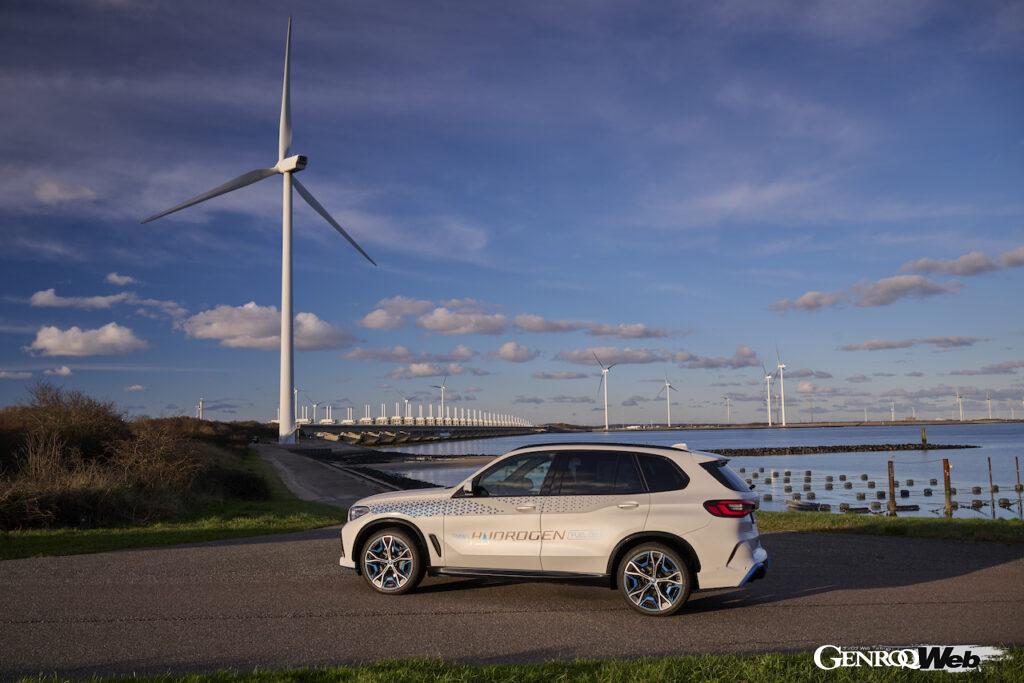「トヨタとの提携を活かして約100台生産される水素燃料電池車「BMW iX5 ハイドロジェン」とは？【動画】」の24枚目の画像