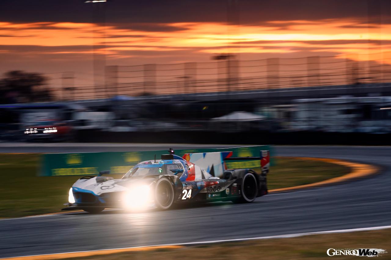 「「厳しい結果のデイトナを乗り越えて」IMSAセブリング12時間で優勝を狙う「BMW M ハイブリッド V8」【動画】」の1枚目の画像