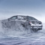 「「寒冷地における不安を払拭できるか？」フル電動モデル「BMW i5 セダン」が北極圏でテスト実施【動画】」の2枚目の画像ギャラリーへのリンク