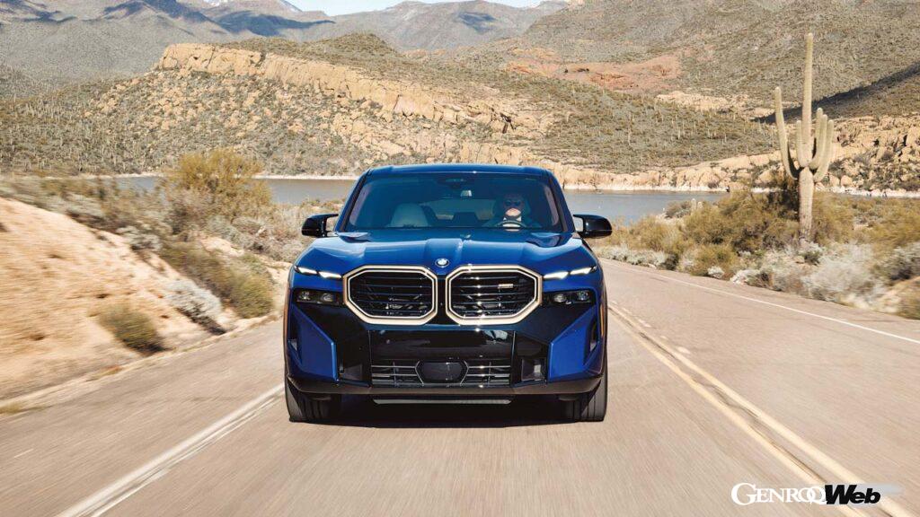 「「M社がゼロから制作した2番目のモデル」超ド迫力の最新BMW顔を持つ「XM」のとんでもない走り」の3枚目の画像
