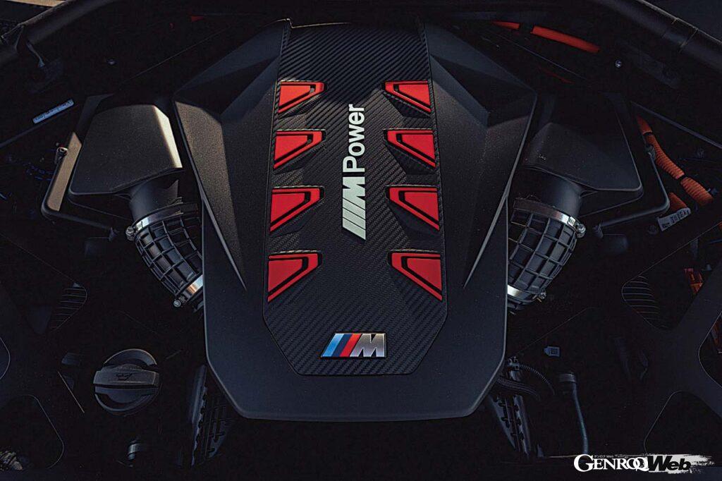 「「M社がゼロから制作した2番目のモデル」超ド迫力の最新BMW顔を持つ「XM」のとんでもない走り」の4枚目の画像