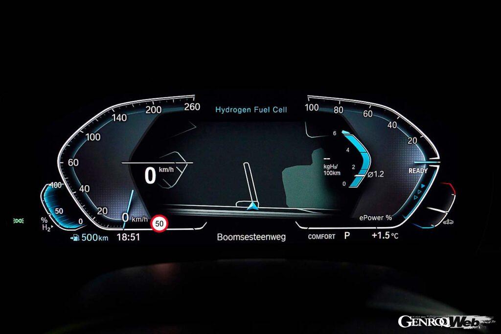 「EV同様に注目の水素燃料電池車「BMW iX5 ハイドロジェン」に試乗してわかった意外な才能」の6枚目の画像