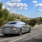 「まもなく登場する8代目BMW5シリーズのBEV版「i5」は「視線で車線変更できる」自動運転機能を装備」の2枚目の画像ギャラリーへのリンク