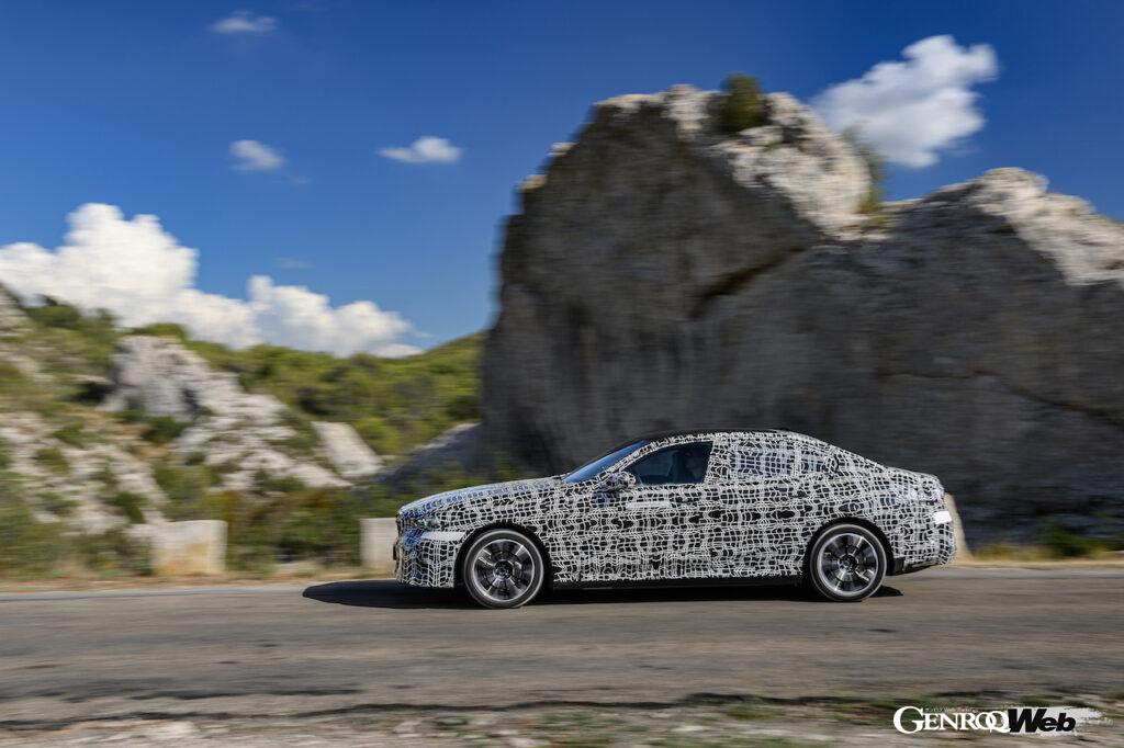 「まもなく登場する8代目BMW5シリーズのBEV版「i5」は「視線で車線変更できる」自動運転機能を装備」の4枚目の画像