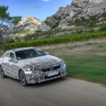 「まもなく登場する8代目BMW5シリーズのBEV版「i5」は「視線で車線変更できる」自動運転機能を装備」の10枚目の画像ギャラリーへのリンク