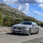 「まもなく登場する8代目BMW5シリーズのBEV版「i5」は「視線で車線変更できる」自動運転機能を装備」の18枚目の画像ギャラリーへのリンク