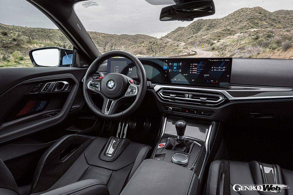 「今でも6速MTが選べる新型「BMW M2」に試乗して「460PS」と「オーバーフェンダー」を堪能」の6枚目の画像