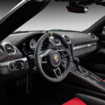 「最強ミッドエンジンオープン「ポルシェ 718 スパイダー RS」の最高出力は500PS【動画】」の2枚目の画像ギャラリーへのリンク