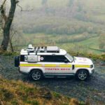 「英国赤十字社仕様「ランドローバー ディフェンダー 130」は強力な無線通信機器を搭載「ウェールズでの災害支援に」」の2枚目の画像ギャラリーへのリンク