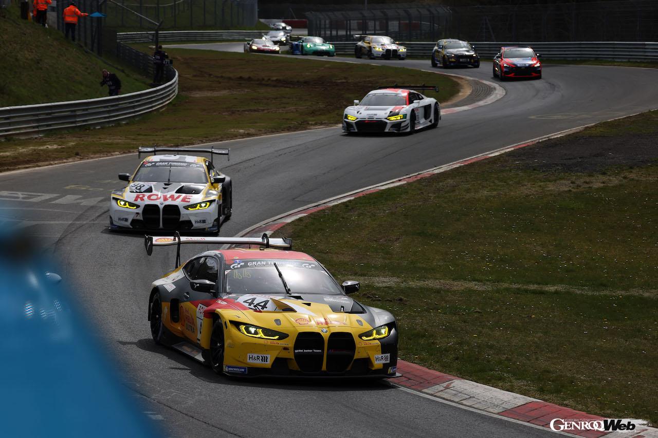 「群雄割拠のGT3頂上決戦ニュルブルクリンク24時間レースのトップカテゴリーに「BMW M4 GT3」が5台参戦」の4枚目の画像
