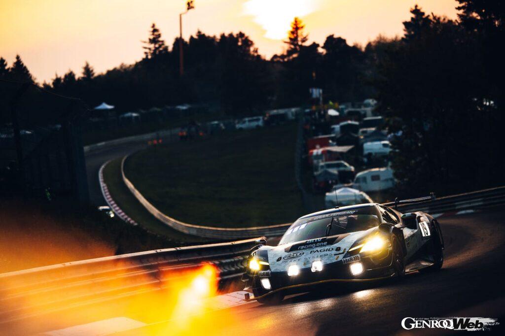 「「フェラーリ296 GT3」30号車がニュルブルクリンク24時間レースを制覇「最多周回数162ラップを走破」」の5枚目の画像