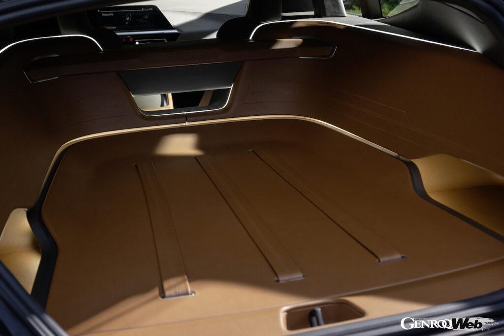 「「Mクーペの再来？」流麗なシューティングブレーク「BMW コンセプト ツーリングクーペ」登場」の8枚目の画像