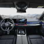 新型「BMW 5シリーズ セダン」が豊富なパワートレイン展開でデビュー「初のフル電動モデルも」「ツーリングは2024年春」 - 20230524_BMW_5_514_highRes