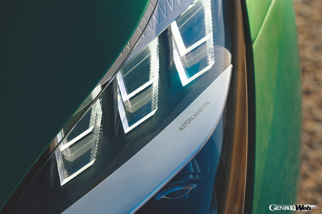 「「アストンマーティン DB12」がデビュー「4.0リッターV8ツインターボはクラス最高の680PSを発揮」【動画】」の16枚目の画像