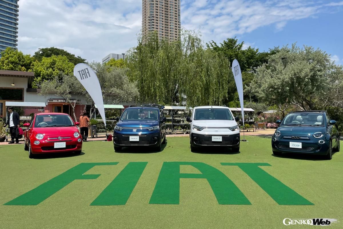 プジョー リフター、シトロエン ベルランゴの兄弟車として開発された「フィット ドブロ」。他の2台とは異なる個性を持ち、「ジブン時間」をテーマに開発されている。