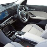 「BMWの売れ筋コンパクトSUV「X1」のガソリンモデルとフル電動モデル「iX1」を比較試乗」の7枚目の画像ギャラリーへのリンク