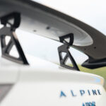 「100台限定「アルピーヌ A110 R ル・マン」がサルト・サーキットで発表「耐久レーシングカーのウイングを採用」【動画】」の15枚目の画像ギャラリーへのリンク