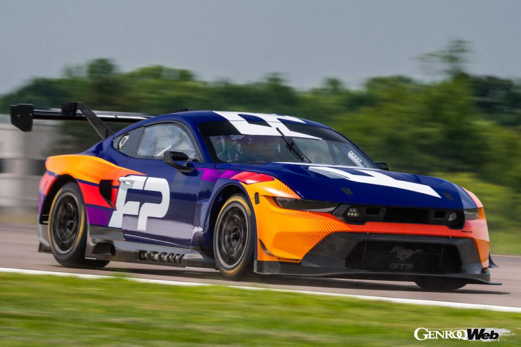 「フォードの最新レーシングカー「マスタング GT3」は2024年シーズンのル・マン24時間に参戦【動画】」の6枚目の画像