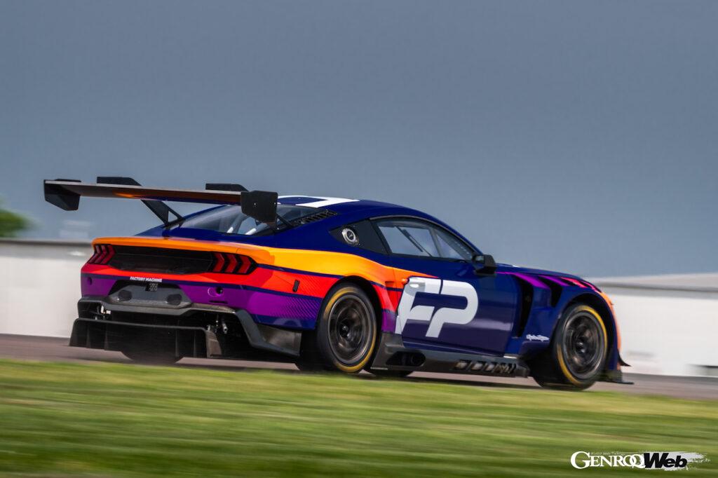 「フォードの最新レーシングカー「マスタング GT3」は2024年シーズンのル・マン24時間に参戦【動画】」の7枚目の画像