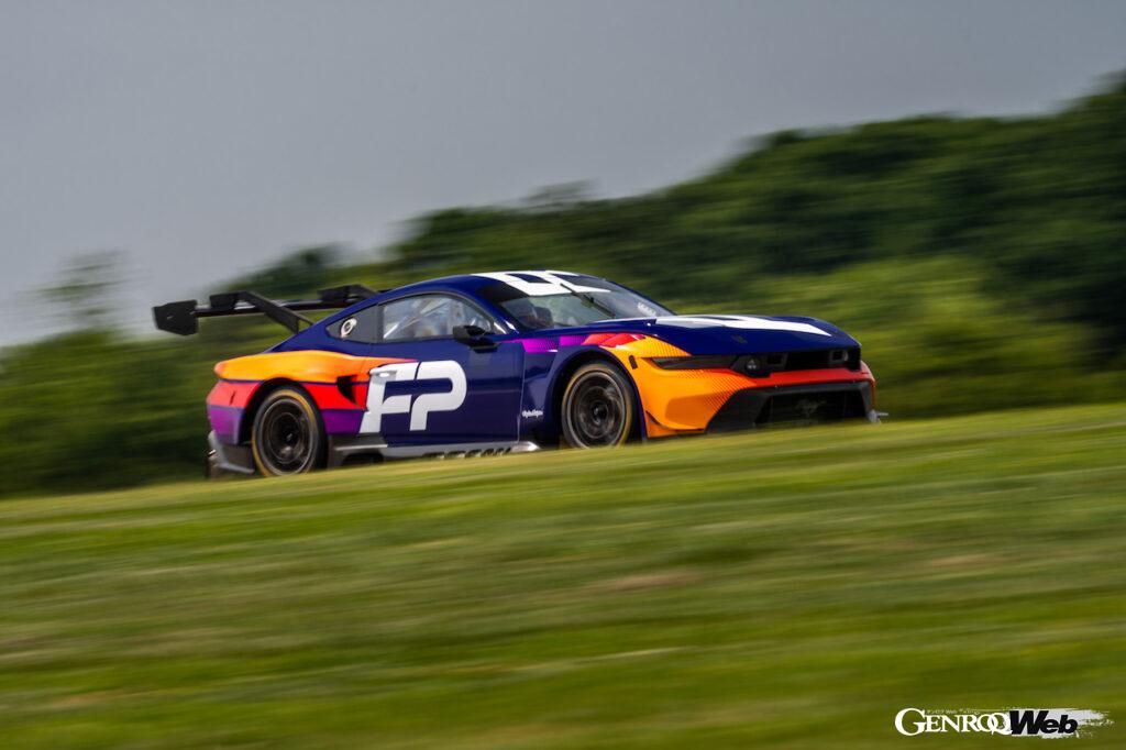 「フォードの最新レーシングカー「マスタング GT3」は2024年シーズンのル・マン24時間に参戦【動画】」の9枚目の画像