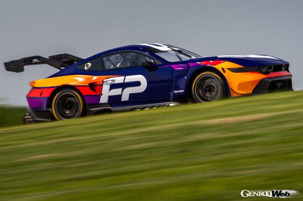 「フォードの最新レーシングカー「マスタング GT3」は2024年シーズンのル・マン24時間に参戦【動画】」の10枚目の画像