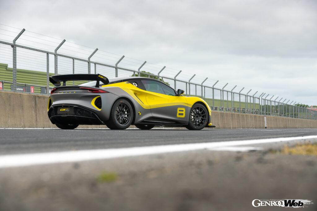 「ロータスのカスタマー向け最新レーシングカー「エミーラ GT4」は2023年夏デリバリー開始「最高出力は461PS」」の7枚目の画像