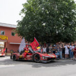 「ル・マン24時間で優勝した「フェラーリ 499P」51号車がマラネッロ市街地でパレード」の1枚目の画像ギャラリーへのリンク