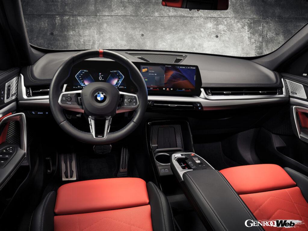 「「ついに来た！」BMW X1シリーズ最強を誇るハイパフォーマンス仕様「X1 M35i xDrive」【動画】」の5枚目の画像