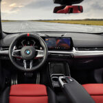 「「ついに来た！」BMW X1シリーズ最強を誇るハイパフォーマンス仕様「X1 M35i xDrive」【動画】」の17枚目の画像ギャラリーへのリンク