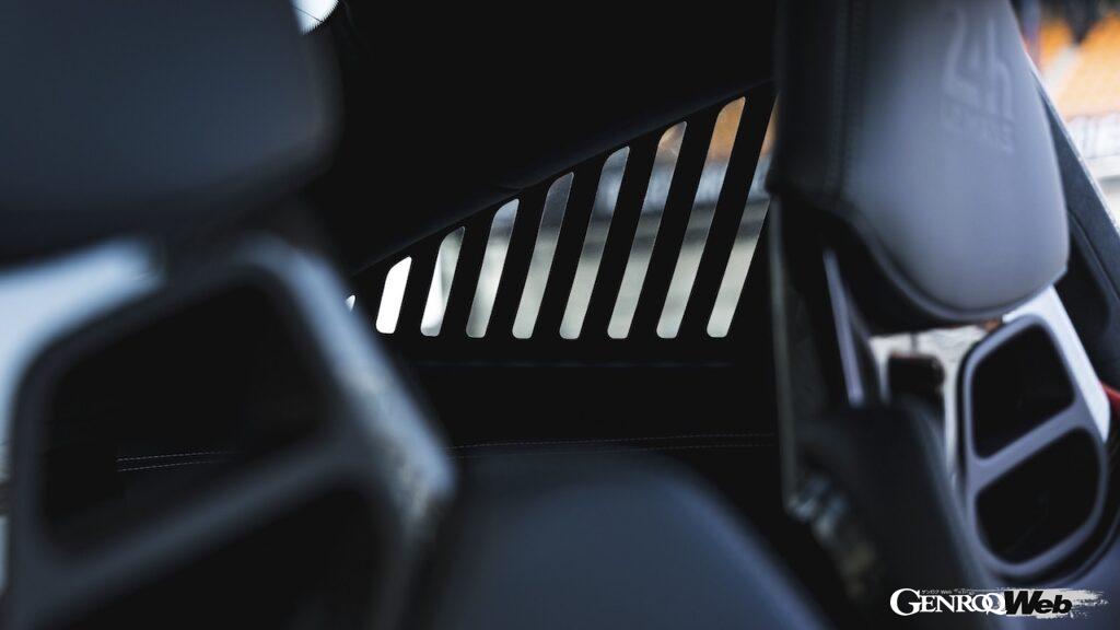 「ル・マン100周年を記念した「ポルシェ 911 カレラ GTS ル・マン サントネール エディション」【動画】」の14枚目の画像