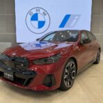 「新型「BMW 5シリーズ」がフル電動モデル「i5」とともに日本で販売開始「ガソリン＆ディーゼルは48Vマイルドハイブリッド」」の14枚目の画像ギャラリーへのリンク